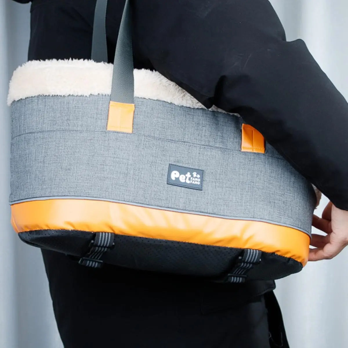 Pet Car Car Bag Safety Seat Central Control Pet Nest Bag Armrest Box Cat and Dog Bag